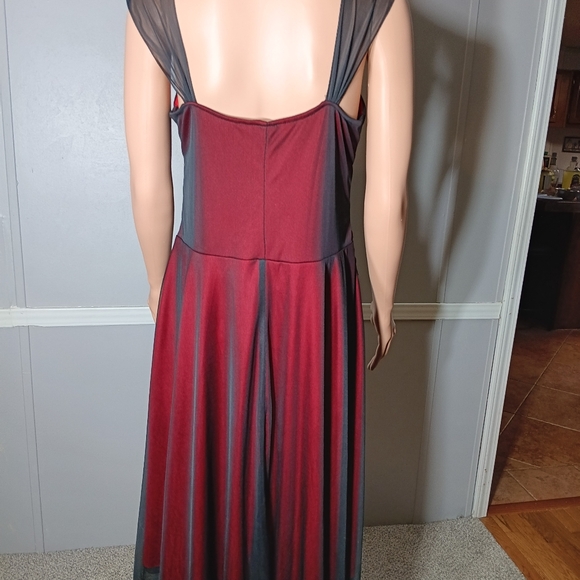 Formal dress size large - Picture 7 of 9